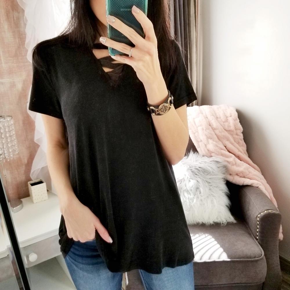 Last1️⃣Soft Black Mineral Wash Top Criss Cross - Picture 4 of 7